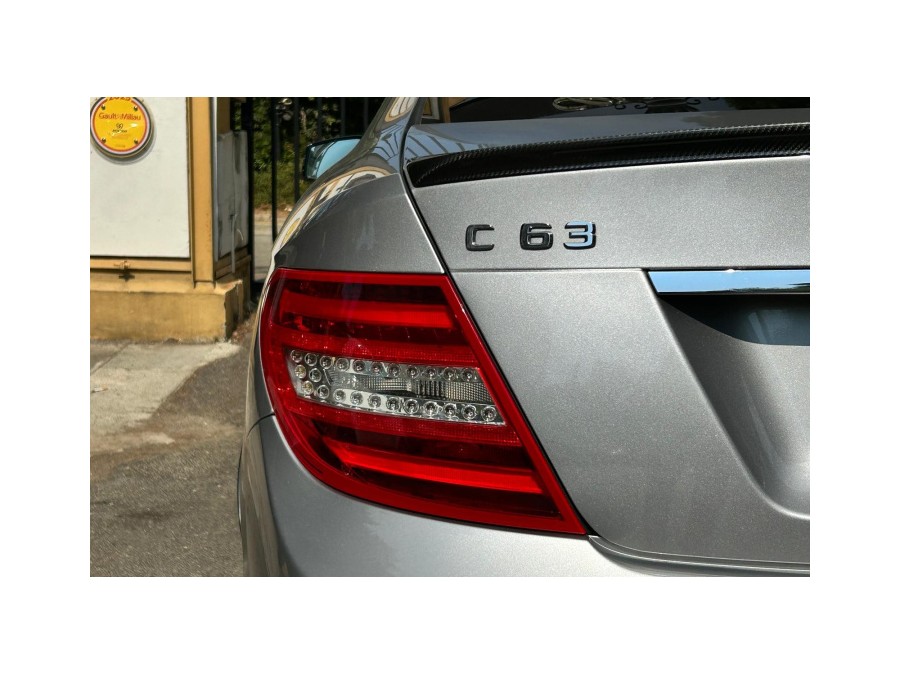 MERCEDES d'occasion CLASSE C III C63 AMG EDITION 507 de 2012 Nice