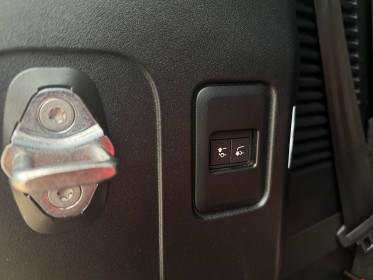 Land rover defender 130 d300 mhev bva8 x-dynamic x francaise occasion paris 17ème (75)(porte maillot) simplicicar...