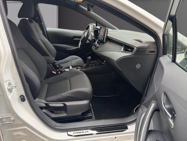 Toyota corolla hybride my21 122h dynamic occasion paris 15ème (75) simplicicar simplicibike france