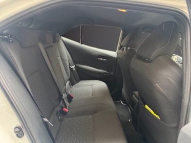 Toyota corolla hybride my21 122h dynamic occasion paris 15ème (75) simplicicar simplicibike france