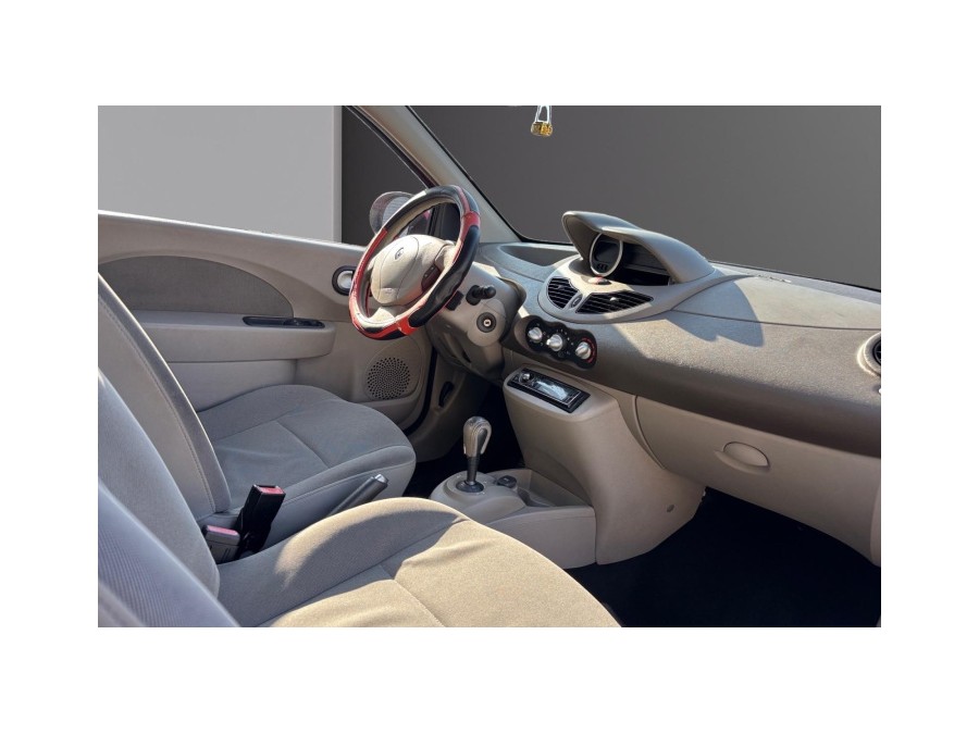 RENAULT d'occasion TWINGO 1.2 75 TREND QUICKSHIFT 5 de 2009 Nice (06)﻿