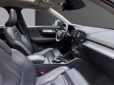 Volvo xc40 t5 awd 247 ch geartronic 8 momentum / toit ouvrant panoramiqiue / sieges electriques / entretien full volvo...