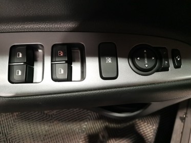 Kia stonic 120ch gt line premium origine france 1ère main suivi 100% kia garantie constructeur 11/2028 occasion simplicicar...