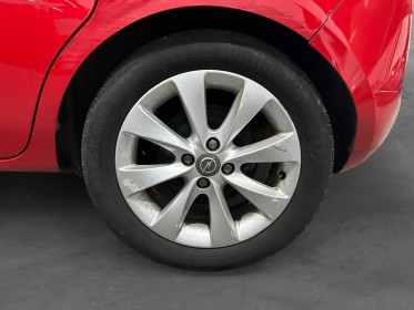 Opel corsa 1.4 90 ch excite - garantie 12 mois occasion simplicicar lyon ouest simplicicar simplicibike france
