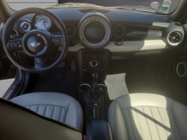 Mini cabriolet r57 1.6i - 122 cooper a intérieur cuir, regulateur de vitesse garantie 12 mois occasion simplicicar frejus ...