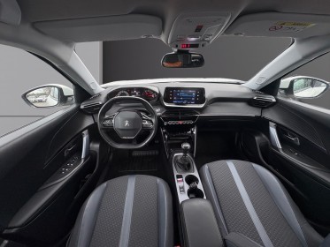 Peugeot 2008 business puretech 130 ss bvm6 allure business occasion avignon (84) simplicicar simplicibike france