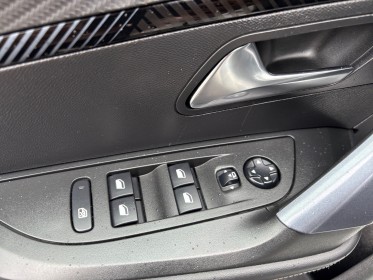 Peugeot 2008 business puretech 130 ss bvm6 allure business occasion avignon (84) simplicicar simplicibike france