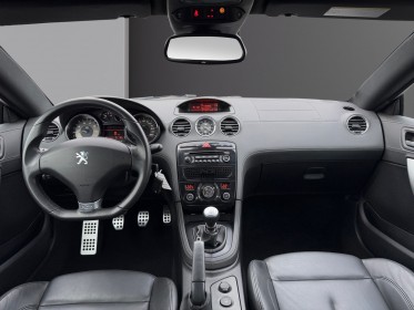 Peugeot rcz 1.6 thp 200ch entretien concession 31200 km occasion simplicicar toulouse nord simplicicar simplicibike france