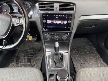 Volkswagen golf sw 1.6 tdi 115 bluemotion technology dsg7 sound carplay radar de stationnement avant arrière distribution......
