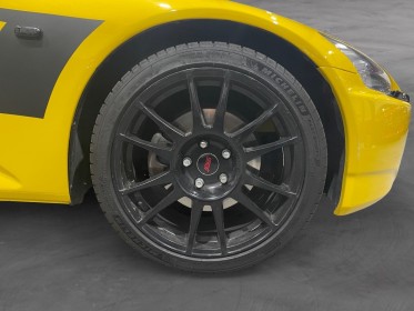 Honda s2000 roadster ap1 2.0 vtec 240ch spa yellow pearl occasion simplicicar lyon ouest simplicicar simplicibike france