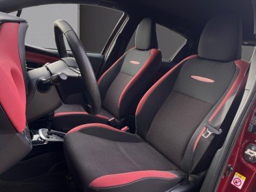 Toyota yaris hybride mc2 collection zen 1ère main bluetooth camera de recule gps garantie 12 mois occasion simplicicar...