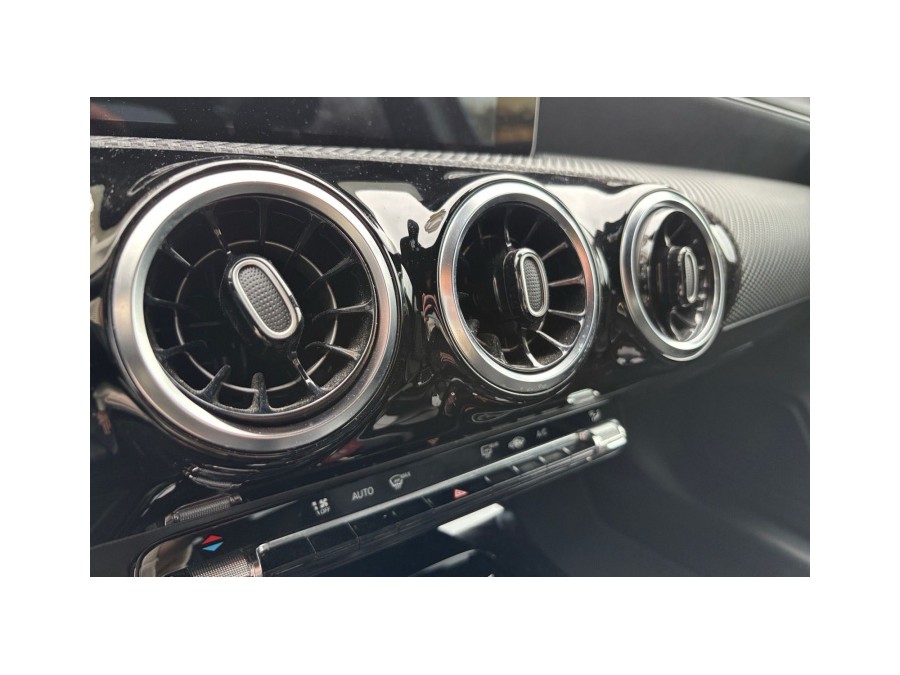 MERCEDES d'occasion CLASSE A IV A180 D STYLE LINE 7G-DCT de 2020 Nice