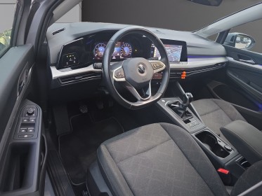 Volkswagen golf . 1.0 tsi  110 bvm6 life 1st toit ouvrant led camera occasion avignon (84) simplicicar simplicibike france