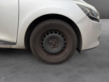 Renault clio iv business tce 90 energy business garantie 12 mois occasion montreuil (porte de vincennes)(75) simplicicar...