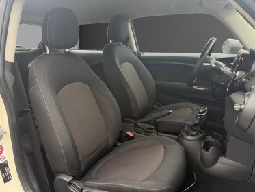 Mini hatch 3 portes f56 one 102 ch bva6 - garantie 12 mois occasion simplicicar nimes - rb auto simplicicar simplicibike france