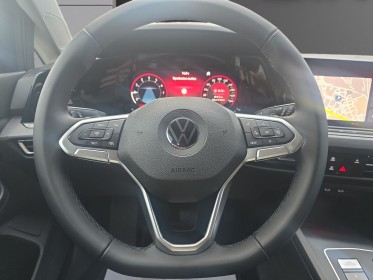 Volkswagen golf viii 1.5 etsi opf 150 dsg7 style 1st  entretien a jour occasion avignon (84) simplicicar simplicibike france