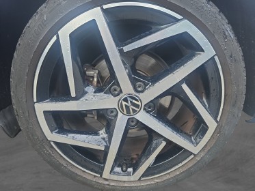 Volkswagen golf viii 1.5 etsi opf 150 dsg7 style 1st  entretien a jour occasion avignon (84) simplicicar simplicibike france