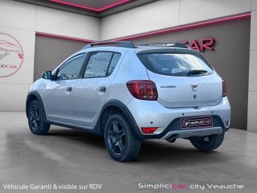 Dacia sandero 0.9 tce 90 stepway radar arr / 4 pneus neiges  4 été occasion simplicicar veauche simplicicar simplicibike...