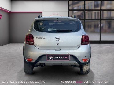 Dacia sandero 0.9 tce 90 stepway radar arr / 4 pneus neiges  4 été occasion simplicicar veauche simplicicar simplicibike...