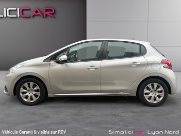 Peugeot 208 puretech 68ch bvm5 like  garantie 12 mois occasion simplicicar lyon nord simplicicar simplicibike france