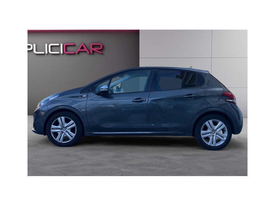 PEUGEOT d'occasion 208 1.2 PURE TECH 82 STYLE de 2016 Nice (06)﻿
