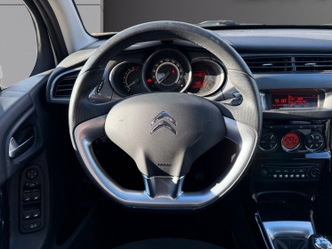 Citroen c3 vti 82 exclusive toit panoramique radar de recul régulateur de vitesse distribution ok garantie 12 mois occasion...