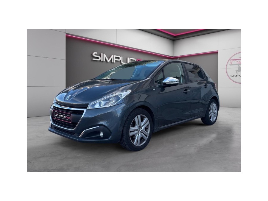 PEUGEOT d'occasion 208 1.2 PURE TECH 82 STYLE de 2016 Nice (06)﻿