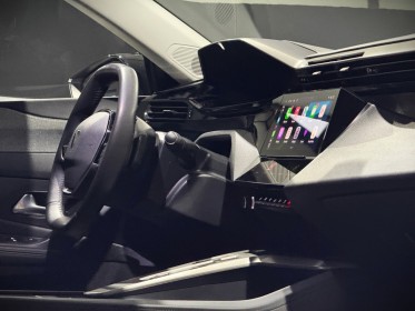 Peugeot 308 phev 180 e-eat8 allure carplay sans fil gps afil active occasion simplicicar magny-en-vexin simplicicar...