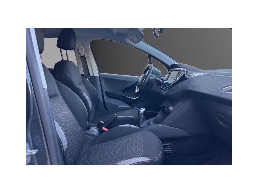 PEUGEOT d'occasion 208 1.2 PURE TECH 82 STYLE de 2016 Nice (06)﻿