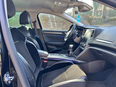 Renault megane iv 1.6 130ch intens occasion simplicicar vaucresson simplicicar simplicibike france