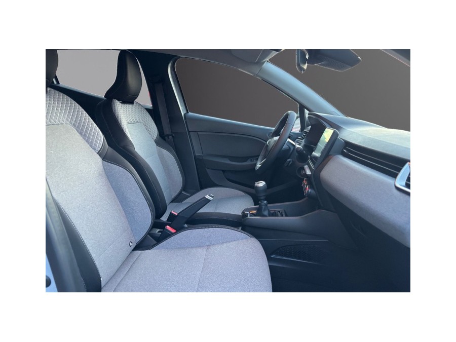 RENAULT d'occasion CLIO 1.5 DCI 100 GENERATION de 2025 Nice (06)﻿