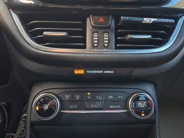 Ford fiesta 1.0 ecoboost 95 ch ss bvm6 st-line / suivi ford /rien à prévoir occasion simplicicar lille  simplicicar...