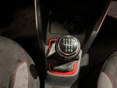 Dacia duster tce 150 fap 4x2 sl techroad garantie 12 mois occasion  simplicicar aix les bains simplicicar simplicibike france