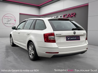 Skoda octavia combi 2.0 tdi 150 ch cr fap dsg6 business occasion simplicicar toulouse sud simplicicar simplicibike france