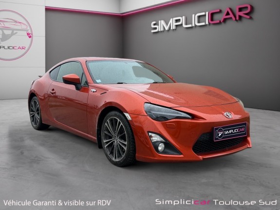 Toyota gt86 2.0l coupe sieges chauffants bluetooth entretiens toyota garantie 12 mois occasion simplicicar toulouse sud...