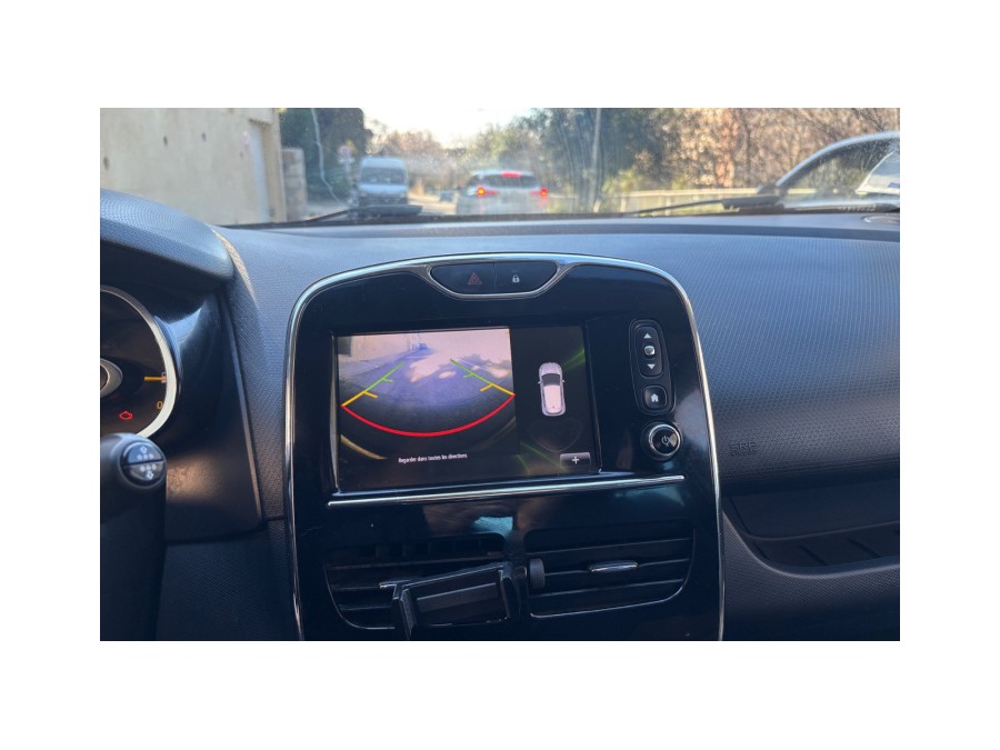 RENAULT d'occasion CLIO TCE 120 INITIALE PARIS EDC de 2014 Nice (06)﻿