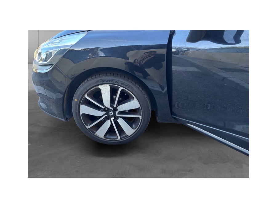 RENAULT d'occasion CLIO TCE 120 INITIALE PARIS EDC de 2014 Nice (06)﻿