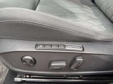 Volkswagen golf viii 1,5 etsi mild hybrid 130 style demarrage sans clé  carplay sièges ergo active chargeur induction......