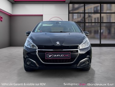 Peugeot 208 1.6 bluehdi 100ch bvm5 gt line caméra de recul carplay clim garantie 12 mois occasion simplicicar bordeaux ...