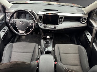 Toyota rav4 business 143 d-4d 2wd dynamic business garantie 12 mois occasion montreuil (porte de vincennes)(75) simplicicar...