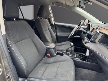 Toyota rav4 business 143 d-4d 2wd dynamic business garantie 12 mois occasion montreuil (porte de vincennes)(75) simplicicar...