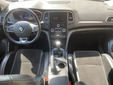 Renault megane iv berline business tce 100 energy business occasion cannes (06) simplicicar simplicibike france