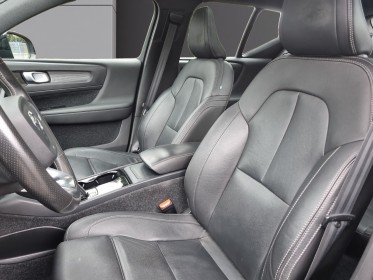 Volvo xc40 p8 recharge awd 408 ch 1edt r-design toit ouvrant harman kardon pompe à chaleur garantie 12 mois occasion...