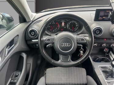 Audi a3 sportback 2.0 tdi 150 s line sièges chauffants feux automatique garantie 12 mois occasion simplicicar colmar...