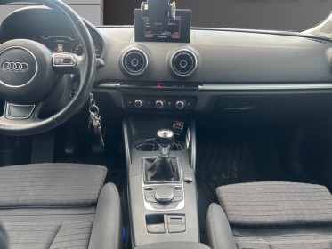 Audi a3 sportback 2.0 tdi 150 s line sièges chauffants feux automatique garantie 12 mois occasion simplicicar colmar...
