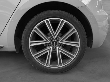 Audi a1 sportback 35 tfsi 150 ch s tronic 7 s line int/ext - gris flèche - garantie 12 mois occasion simplicicar lyon ouest...