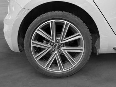 Audi a1 sportback 35 tfsi 150 ch s tronic 7 s line int/ext - gris flèche - garantie 12 mois occasion simplicicar lyon ouest...