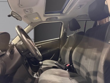 Suzuki swift my15 1.2 vvt so'city toit ouvrant climatisation garantie 12 mois occasion simplicicar narbonne simplicicar...
