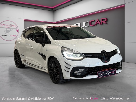 Renault clio iv 1.6 turbo 220 edc rs trophy / akrapovic / rs monitor / caméra / sièges chauffant occasion simplicicar...