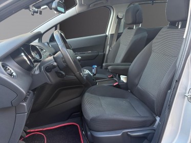 Peugeot 5008 1.6 hdi 110ch fap bvm6 premium 7pl - toit panoramique- embrayage neuf occasion simplicicar lagny  simplicicar...